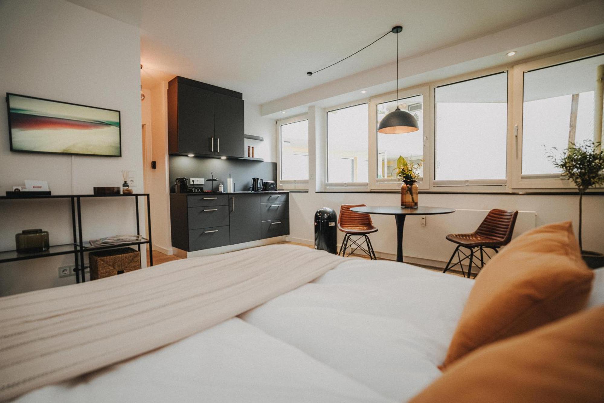 אולדנבורג Downtown Apartment Mit Luxusbad Am Hafen Nur 5 Minuten Zu Fuss In Die Innenstadt Und Zum Bahnhof! מראה חיצוני תמונה